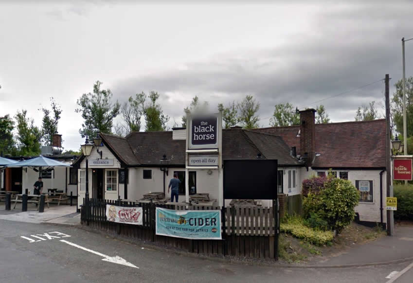 Black Horse	Manor Way, Halesowen, B62 8RJ
