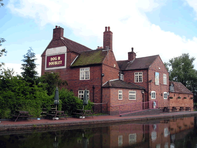 Dog & Doublet Inn	Dog Lane, Bodymoor Heath, B76 9JD