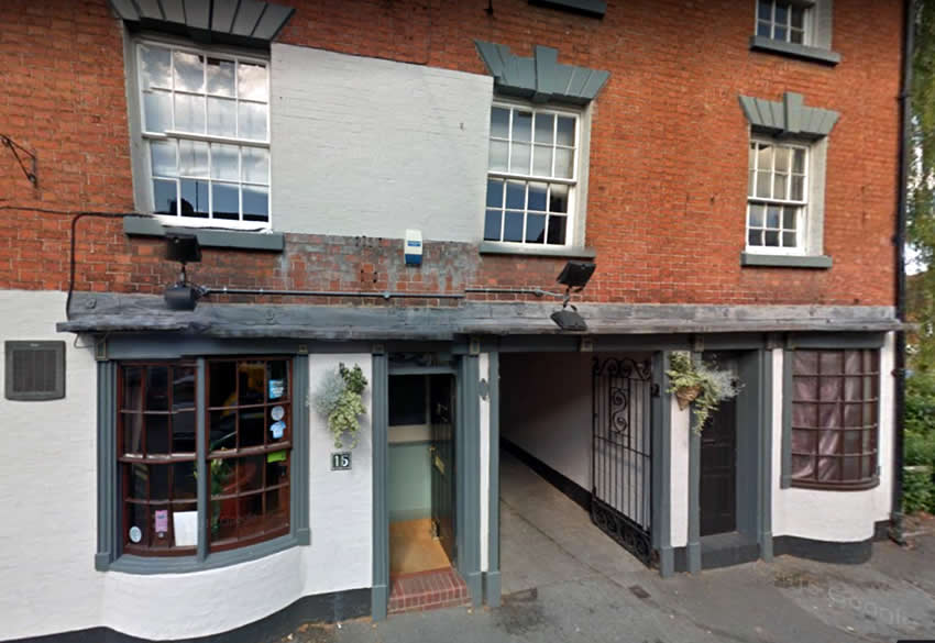 Dog And Partidge	15 Bleachfield Street, Alcester, B49 5BB