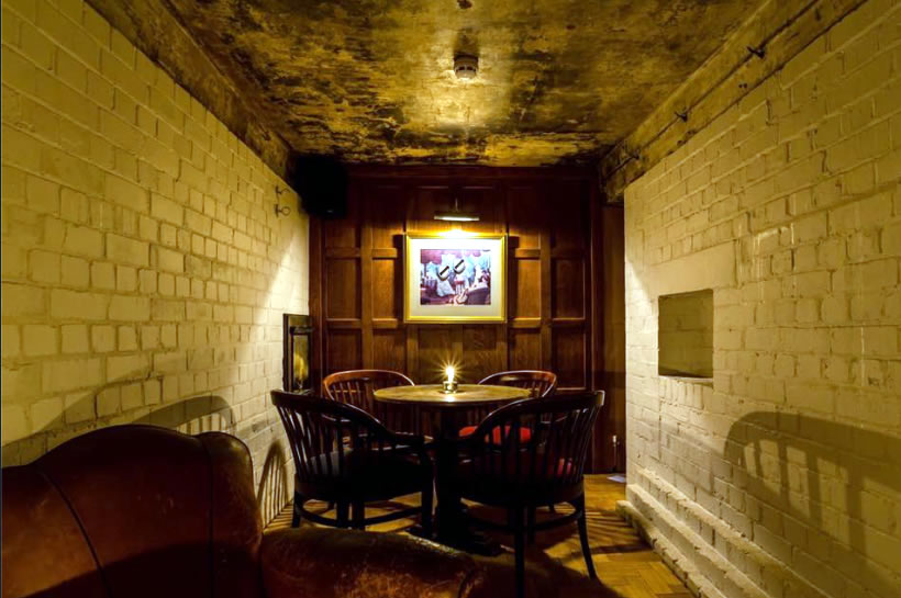 Upstairs Downstairs Bar	32 Water Street, Birmingham, B3 1HL
