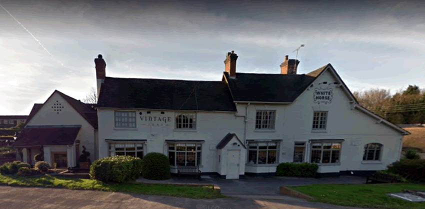 White Horse	Kingsbury Road, Curdworth, B76 9DS