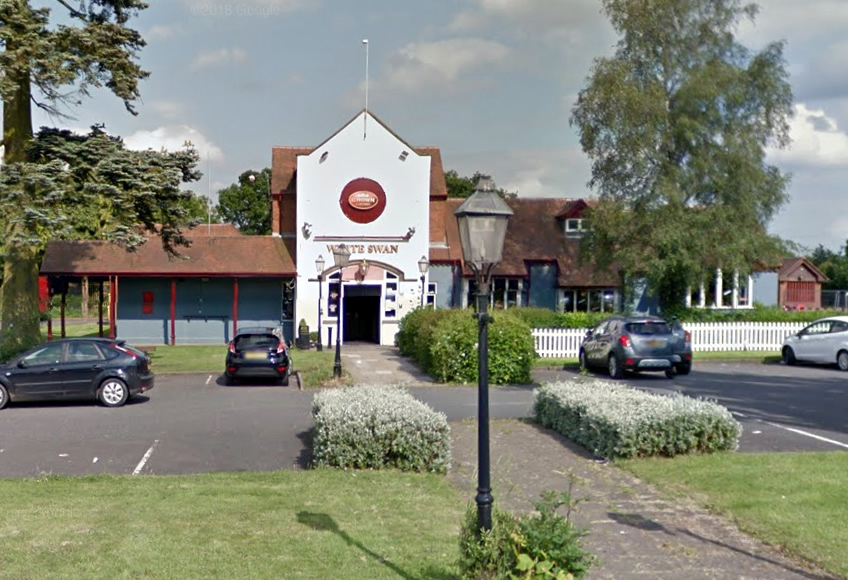 White Swan	Alcester Road, Wythall, B47 6JG 